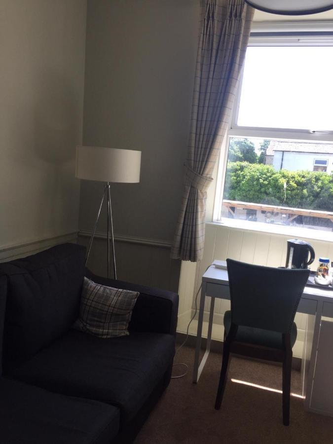 The Kings Head Hotell Chacewater Exteriör bild