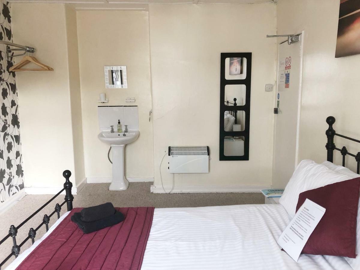 The Kings Head Hotell Chacewater Exteriör bild